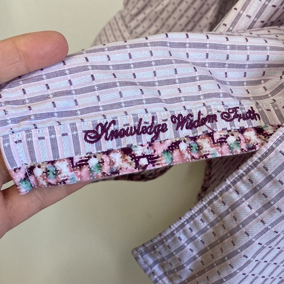 Robert Graham Dress Shirt Mens XL Classic Fit Pink Purple Flip Cuff Floral - Picture 6 of 15